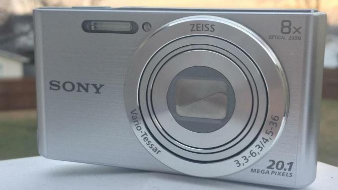Sony Cyber-shot DSCW830 20.1MP Digitalkamera 