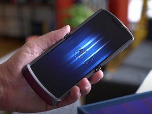 Das Android 11-Update kommt endlich auf dem Motorola Razr 5G an